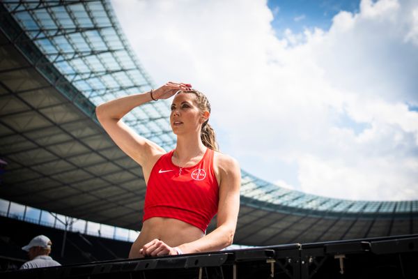 Katharina Bauer (TSV Bayer 04 Leverkusen) beim Stabhochsprung waehrend der deutschen Leichtathletik-Meisterschaften im Olympiastadion am 26.06.2022 in Berlin